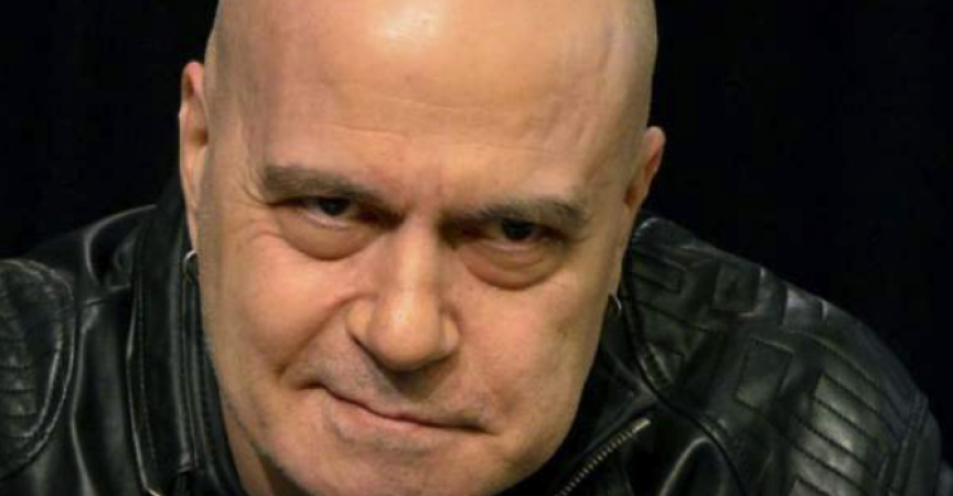 Слави Трифонов взриви мрежата на св.Валентин:  Политиците са влюбени в себе си, не в народа!