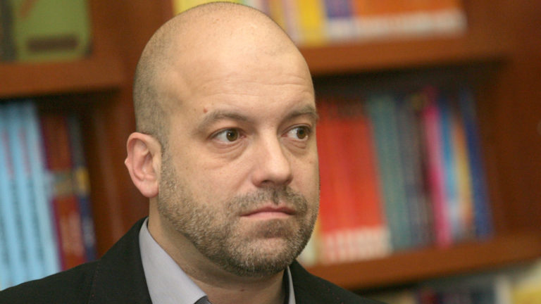 Иво Сиромахов: Не знам дали си давате сметка колко близо сме до диктатурата