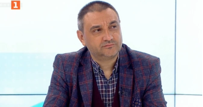 Доц. Чорбанов от БАН: Българска ваксина срещу COVID-19 трябва да има до късна есен