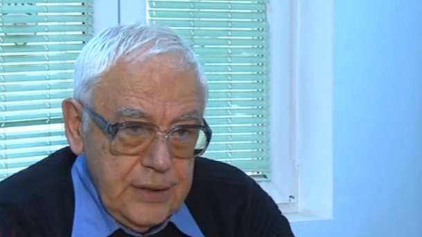 Доайен в кардиологията: Вирусът е лабораторен продукт, няма смисъл от ваксина