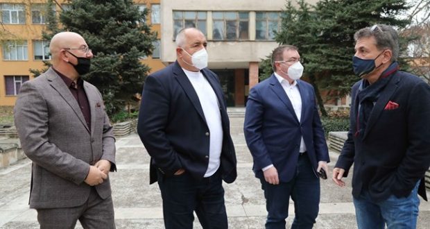Борисов: Бърборковците да сравнят направеното за 50 г. с работата ни за 10 г. (Видео)