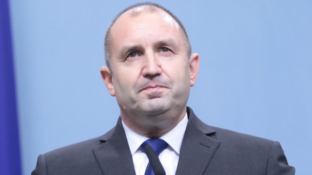 Радев с искане към Македония: Променете учебниците и надписите на историческите паметници