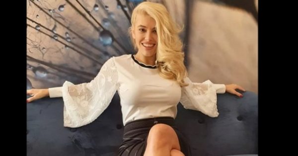 Ева Веселинова официално показа близнаците! Ето ги сладкишите Борис и Стефания (Снимки)