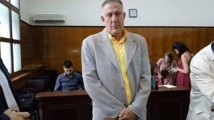 Виновен ли е докторът, гръмнал крадец при самоотбрана