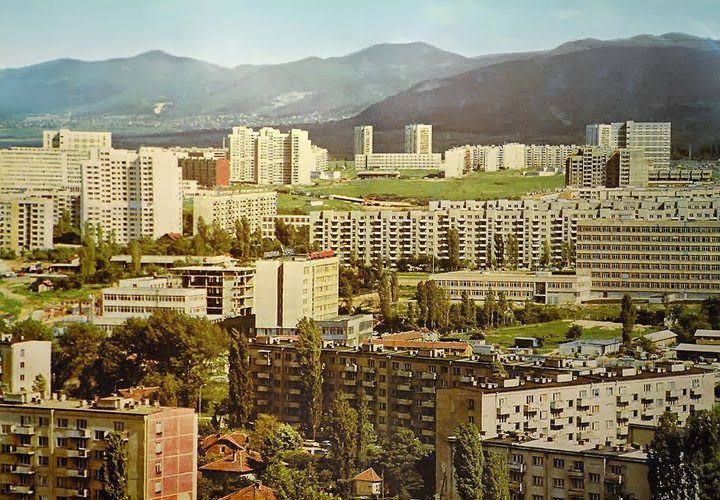 Каква щеше да бъде България без комунизма?