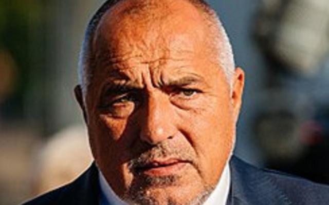Поканиха го на дебат, но съжалиха! Бойко Борисов разката Кирил и Асен, вижте!