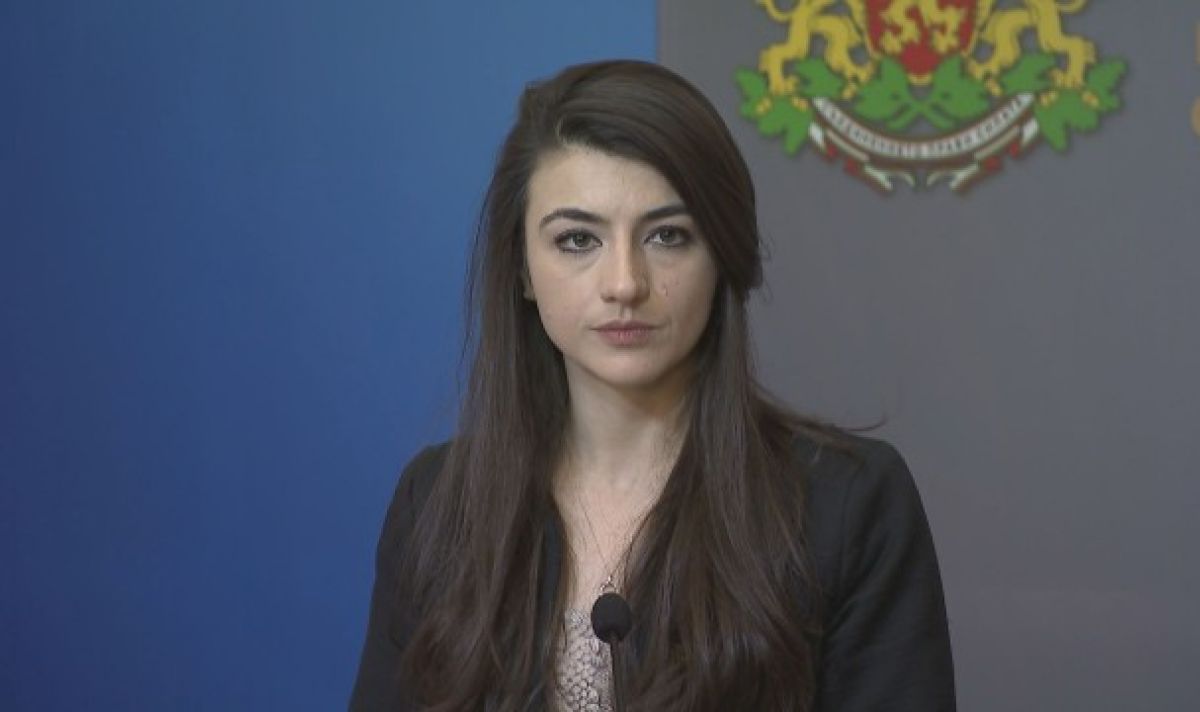 Лена Бориславова вкара сестра си в политиката (Снимка)