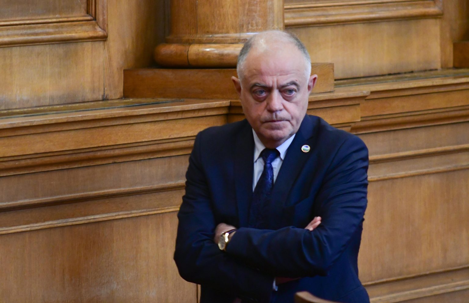 ДСБ се тресе, искат спешно оставката на Атанас Атанасов!