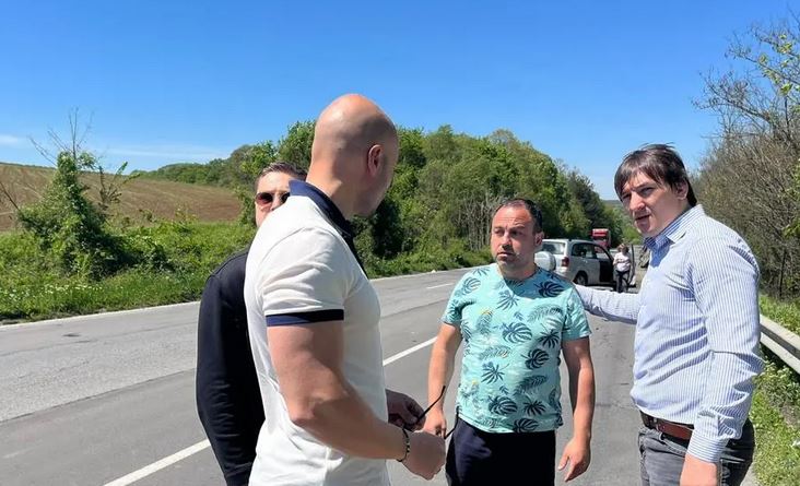 ПОХВАЛНО: Млади депутати от ГЕРБ се стекоха на помощ при тежка катастрофа