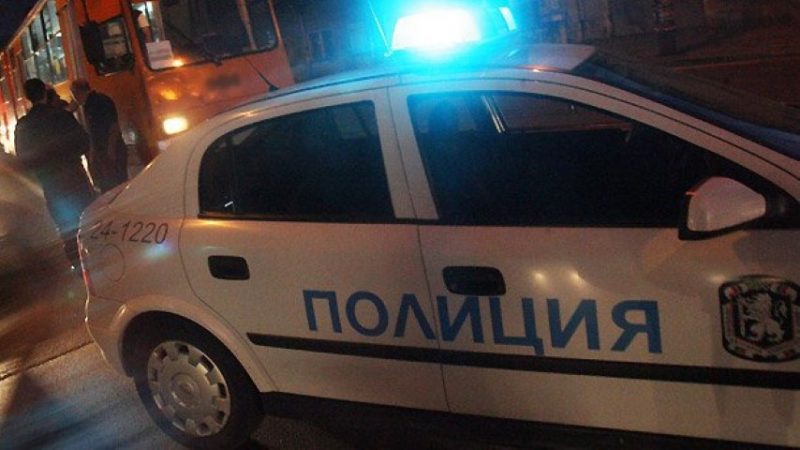 Баща стреля по 11-годишния си син в село Долна Бела речка
