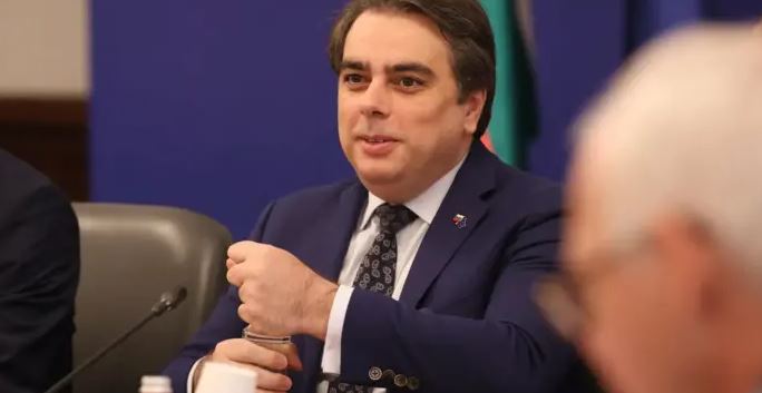 Заведенията против Бюджет 2023: Безумно е! МФ прилага лобизъм в полза на банките