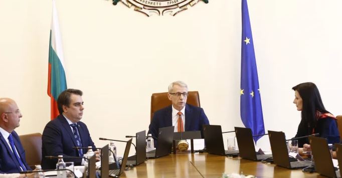Кабинетът „Денков“ с решаващ ход!Назначиха нови губернатори в четири областни града