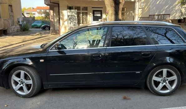 Младежки спипаха мъртво пиян полицай да бръмчи с колата си из Враца и стана страшно СНИМКИ