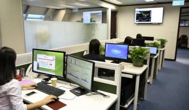 Това е: България минава на 4-дневна работна седмица
