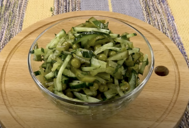кисели краставички нарязани