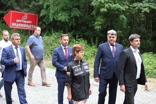 Разследващи на местопрестъплението