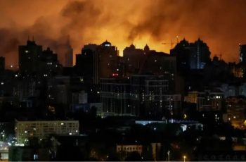 Русия нанесе масирани комбинирани удари в Киев с крилати, балистични ракети и дронове
