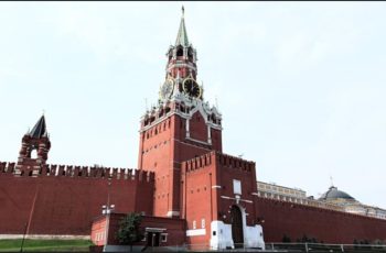 Москва побесня заради горящия Кремъл и каза