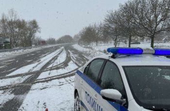 Трагедия навръх празника, смъртоносен сблъсък блокира главния път