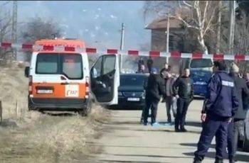 Извънредно! Трето жестоко убийство, отцепиха целия район във