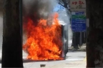 Автобус на градския транспорт в Пловдив пламна в движение